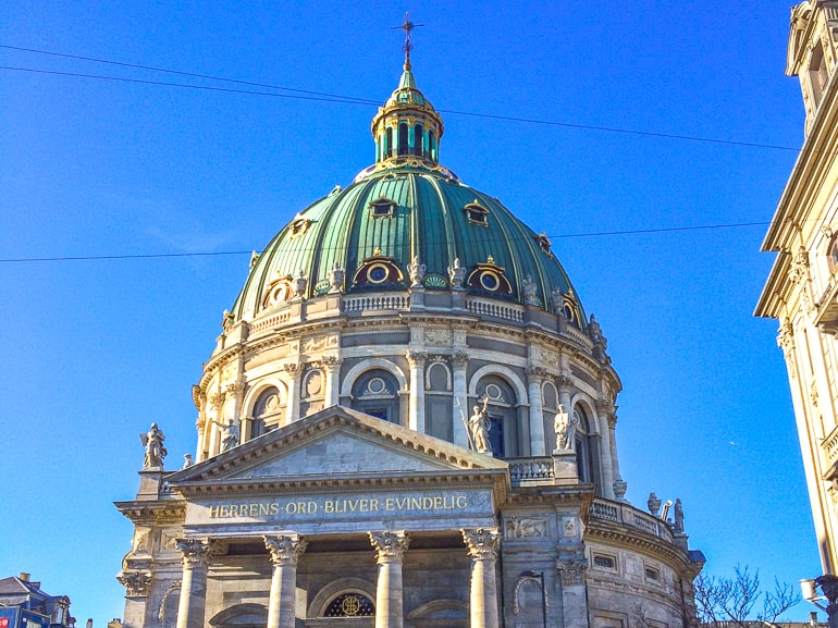 Grüne Kuppel von Marmorkirche in Kopenhagen