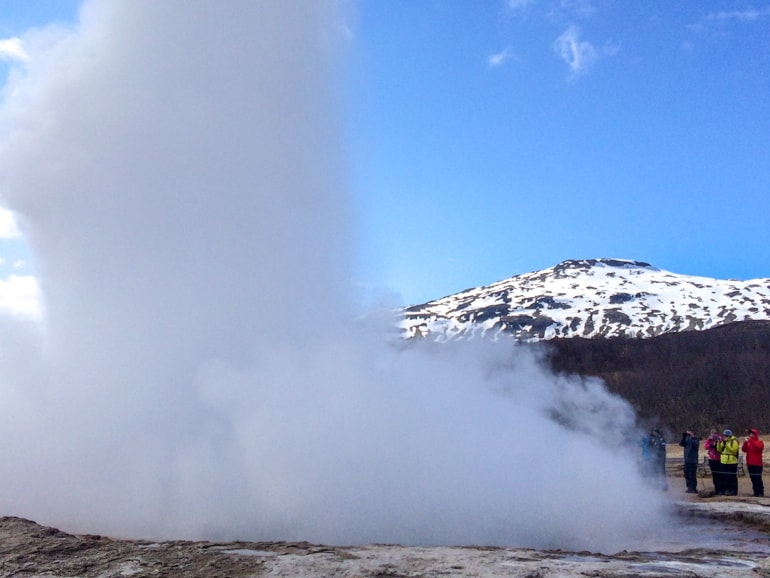 geyser shooting water golden circle tour iceland
