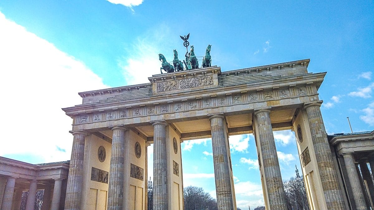 Brandenburger Tor Berlin an einem Tag